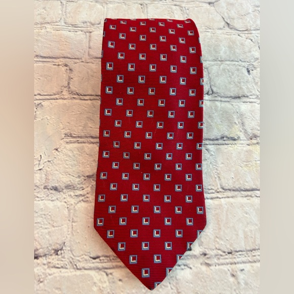 BROOKS BROTHERS MAKERS MENS RED/BLUE/YELLOW PATTERN SILK TIE - Picture 1 of 8